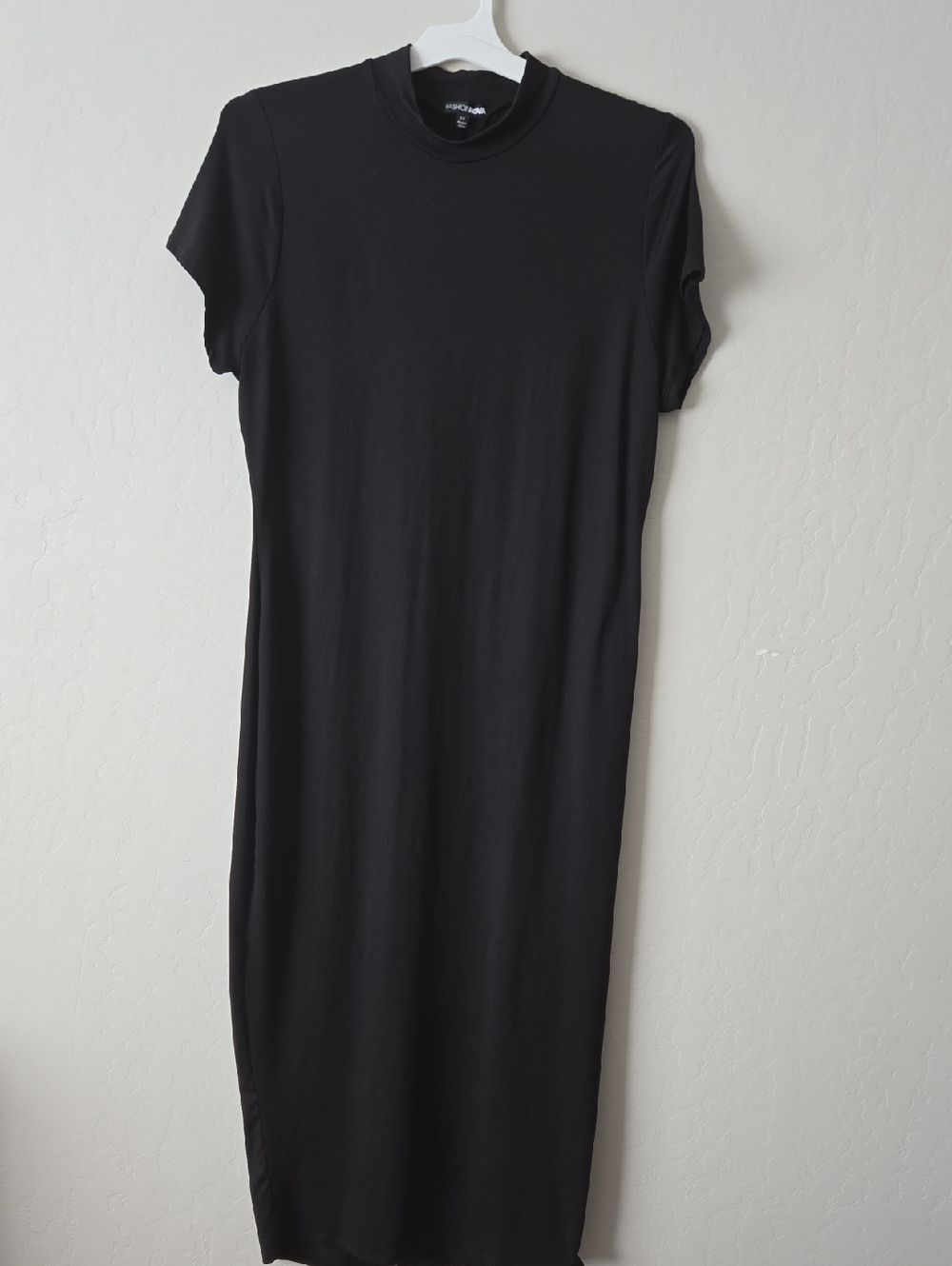Fashion Nova Black Short-Sleeve Midi Dress